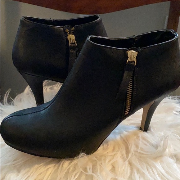 Booties - Picture 2 of 10